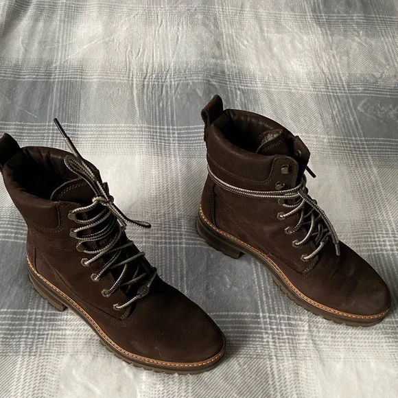 Timberland Women's Dark Brown Lace-Up Boots - Picture 3 of 10